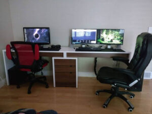 Insane Couple Gaming Setup Ideas: Your Very Own Customized Battle ...